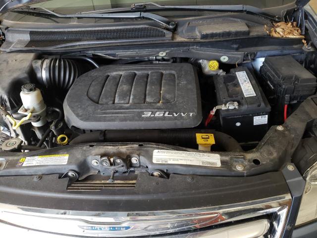 Photo 7 from auction – 2011 CHRYSLER TOWN & COU with VIN 2A4RR8DG4BR759983