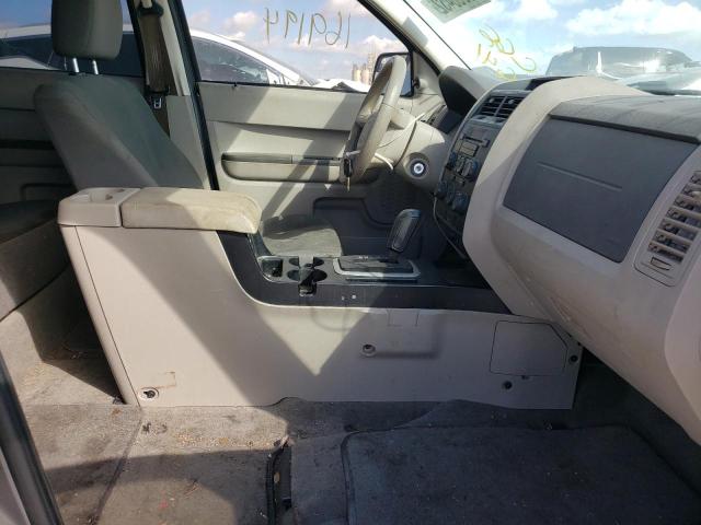 Photo 5 from auction – 2010 FORD ESCAPE XLS with VIN 1FMCU0C71AKC66641