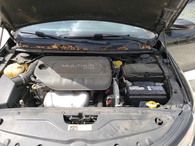 Photo 7 from auction – 2015 CHRYSLER 200 S with VIN 1C3CCCBBXFN665735