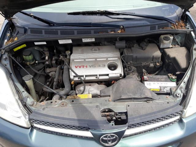 Photo 7 from auction – 2004 TOYOTA SIENNA XLE with VIN 5TDBA22C24S018804