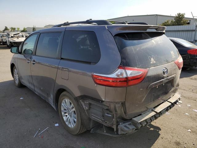 Photo 3 from auction – 2015 TOYOTA SIENNA XLE with VIN 5TDYK3DC6FS656454