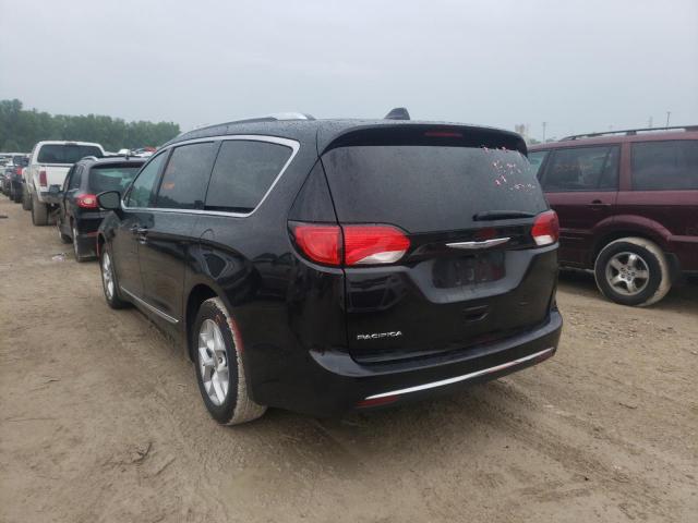 Photo 3 from auction – 2017 CHRYSLER PACIFICA T with VIN 2C4RC1EG0HR533476