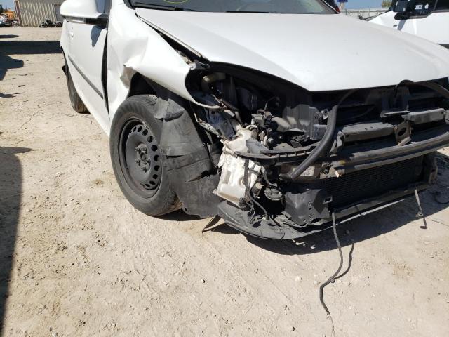 Photo 9 from auction – 2009 VOLKSWAGEN RABBIT with VIN WVWAA71K69W028163