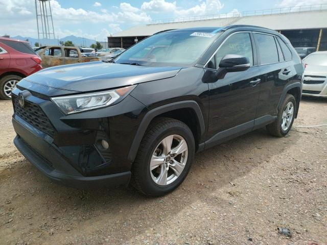 Фото 2 с аукциона – 2019 TOYOTA RAV4 XLE с VIN JTMP1RFV2KD037033