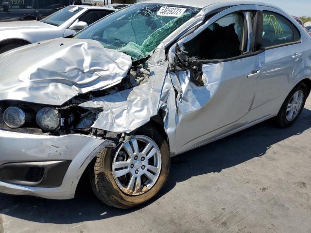 Фото 10 с аукциона – 2012 CHEVROLET SONIC LS с VIN 1G1JA5SH2C4225110