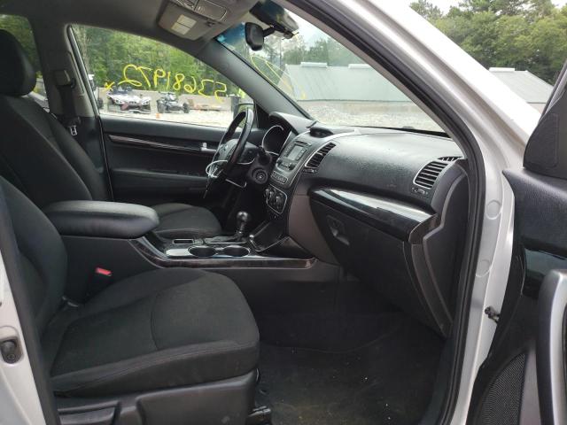 Photo 5 from auction – 2014 KIA SORENTO with VIN 5XYKTDA62EG549971