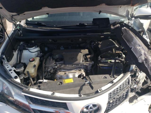Photo 7 from auction – 2015 TOYOTA RAV4 LIMIT with VIN JTMYFREV1FJ038009