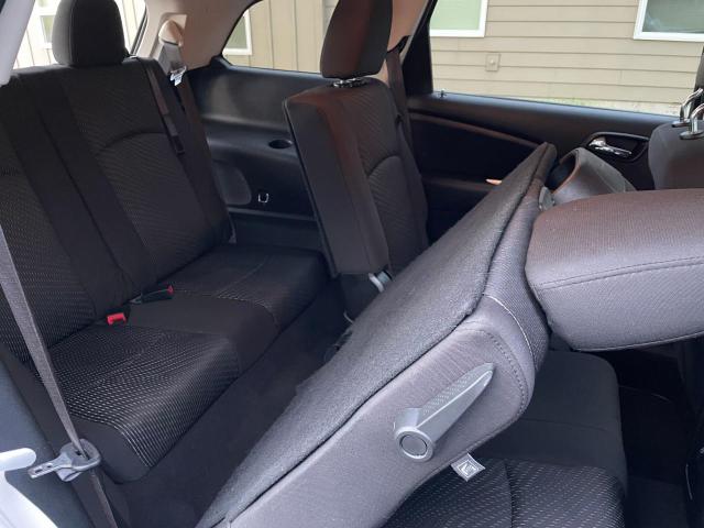 Photo 6 from auction – 2017 DODGE JOURNEY SE with VIN 3C4PDCAB0HT582412