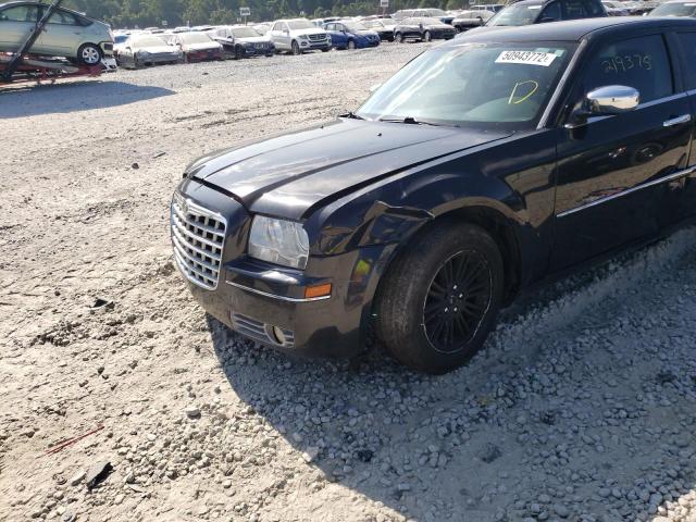 Photo 9 from auction – 2010 CHRYSLER 300 TOURIN with VIN 2C3CA5CV2AH140017