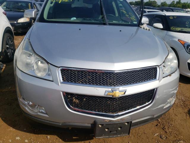 Photo 9 from auction – 2011 CHEVROLET TRAVERSE L with VIN 1GNKRJED6BJ129526
