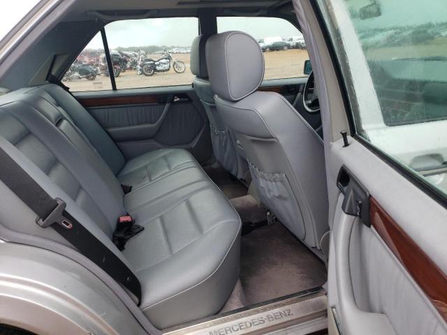 Photo 6 from auction – 1995 MERCEDES-BENZ E 320 BASE with VIN WDBEA32E3SC199560
