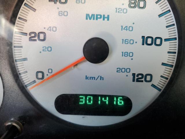 Photo 8 from auction – 2001 CHRYSLER TOWN & COU with VIN 2C4GP44381R369377