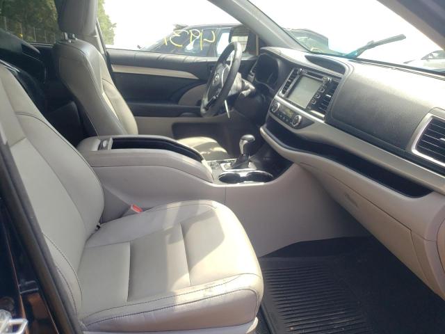 Photo 5 from auction – 2016 TOYOTA HIGHLANDER with VIN 5TDJKRFH4GS322891