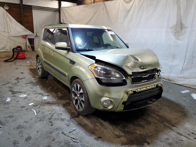 KIA SOUL + 2013 with VIN KNDJT2A6XD7526966 - Photo from auction
