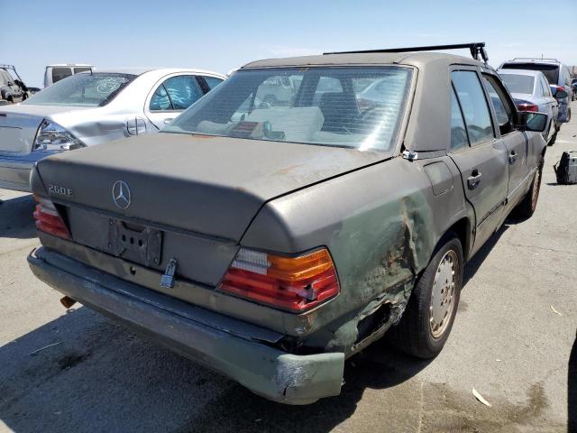 Photo 4 from auction – 1989 MERCEDES-BENZ 260 E with VIN WDBEA26D6KA845813