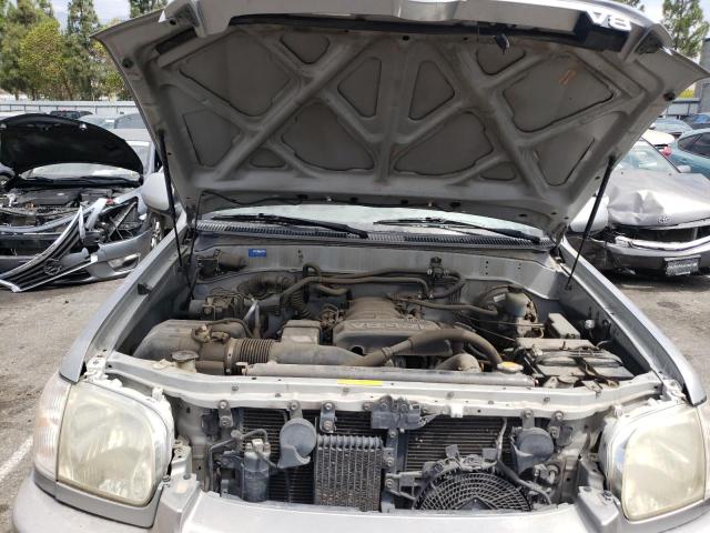 Photo 7 from auction – 2005 TOYOTA SEQUOIA SR with VIN 5TDZT34A15S247261