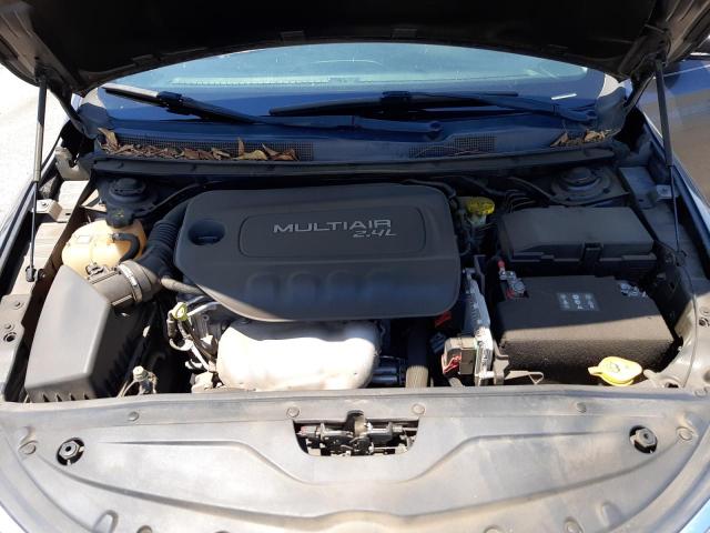 Photo 7 from auction – 2015 CHRYSLER 200 C with VIN 1C3CCCCB7FN629399