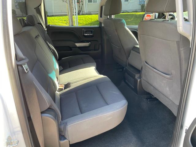 Photo 6 from auction – 2018 CHEVROLET SILVERADO with VIN 3GCUKRER5JG318765