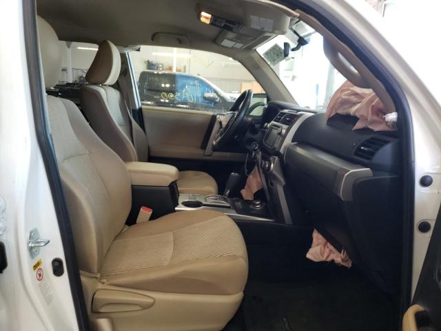 Photo 5 from auction – 2015 TOYOTA 4RUNNER SR with VIN JTEBU5JR0F5209088