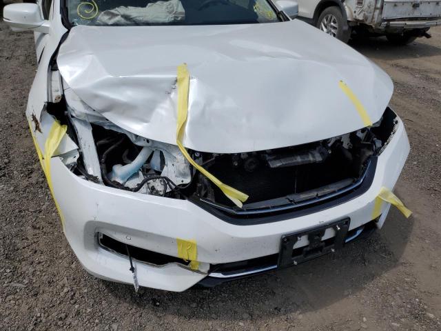 Photo 9 from auction – 2017 HONDA ACCORD TOU with VIN JHMCR6F72HC028286