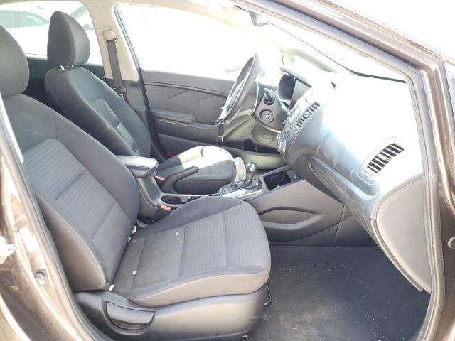 Photo 5 from auction – 2017 KIA FORTE LX with VIN 3KPFL4A74HE128698