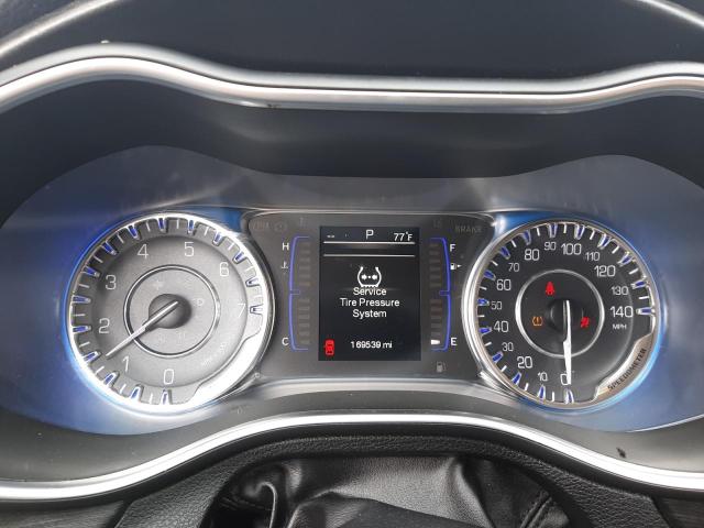 Photo 8 from auction – 2015 CHRYSLER 200 LIMITE with VIN 1C3CCCABXFN758109