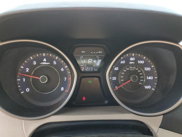 Photo 8 from auction – 2016 HYUNDAI ELANTRA SE with VIN 5NPDH4AE0GH745906