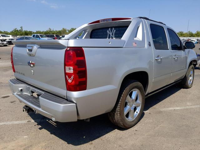 Photo 4 from auction – 2013 CHEVROLET AVALANCHE with VIN 3GNTKGE77DG379741