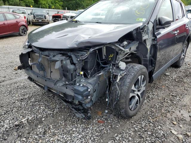 Photo 9 from auction – 2017 TOYOTA RAV4 LE with VIN JTMBFREV8HJ152047