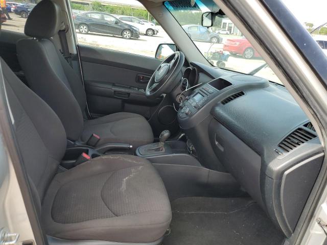 Photo 5 from auction – 2013 KIA SOUL with VIN KNDJT2A51D7486588