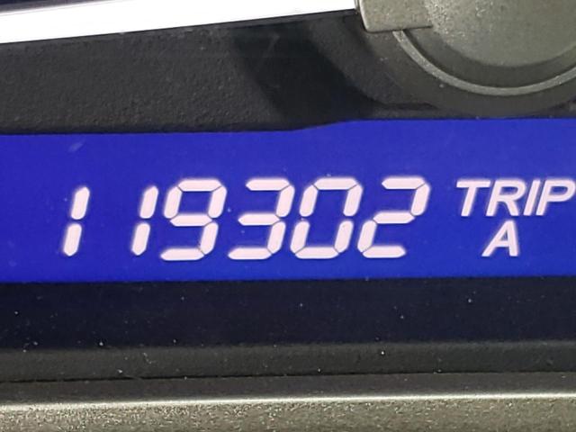 Photo 8 from auction – 2011 HONDA CIVIC LX with VIN 2HGFA1F58BH540003