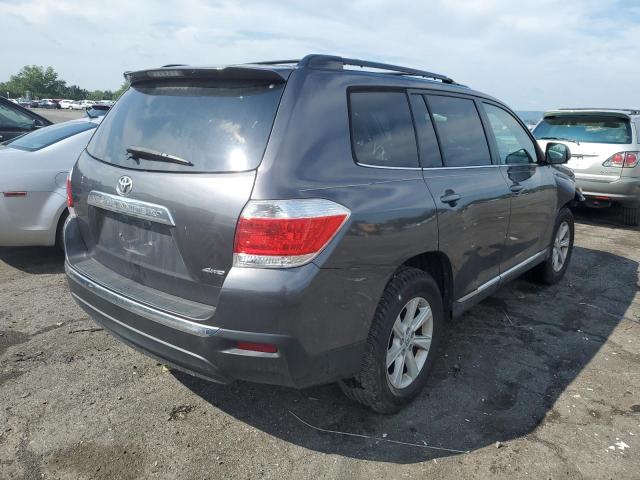 Фото 4 с аукциона – 2013 TOYOTA HIGHLANDER с VIN 5TDBK3EH3DS226040