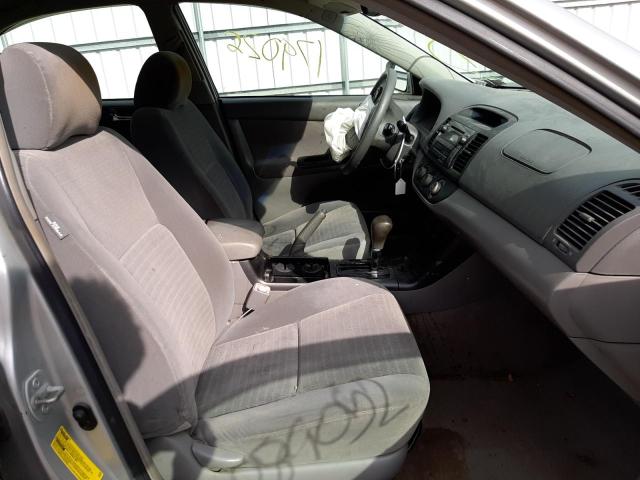 Photo 5 from auction – 2005 TOYOTA CAMRY LE with VIN 4T1BE30K35U084484