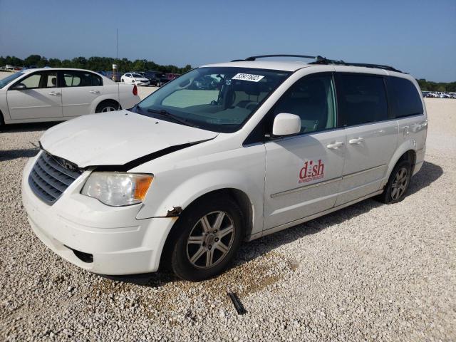 Photo 2 from auction – 2010 CHRYSLER TOWN & COU with VIN 2A4RR5D13AR130241