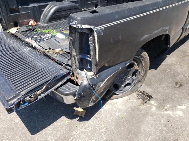 Photo 9 from auction – 2004 CHEVROLET SILVERADO with VIN 2GCEC19V841142625