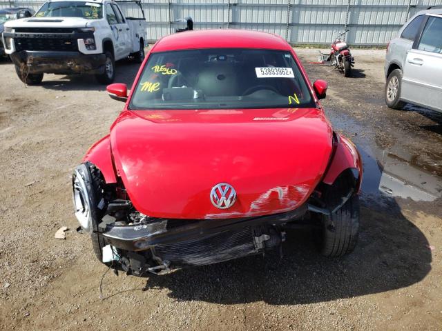Photo 9 from auction – 2016 VOLKSWAGEN BEETLE SE with VIN 3VWJ07AT3GM617239