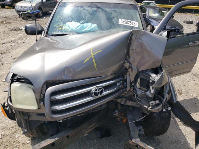 Photo 7 from auction – 2004 TOYOTA SEQUOIA with VIN 5TDZT38A84S225993
