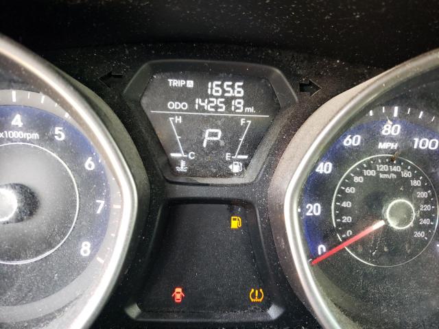 Photo 8 from auction – 2012 HYUNDAI ELANTRA GL with VIN 5NPDH4AE9CH113058