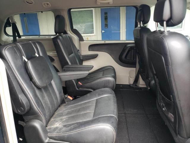 Photo 6 from auction – 2011 CHRYSLER TOWN & COU with VIN 2A4RR8DG1BR746625
