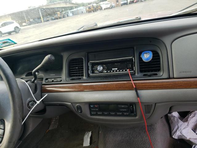 Photo 9 from auction – 2001 FORD CROWN VICT with VIN 2FAFP74W11X120900