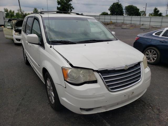 CHRYSLER TOWN & COU 2008 with VIN 2A8HR54P48R843044 - Photo from auction