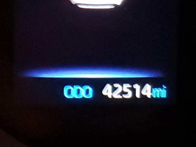 Photo 8 from auction – 2020 TOYOTA COROLLA LE with VIN 5YFEPRAEXLP110502