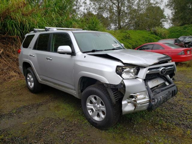 TOYOTA 4RUNNER SR 2011 مع رقم تعريف المركبة JTEBU5JR4B5037450 - صورة من المزاد