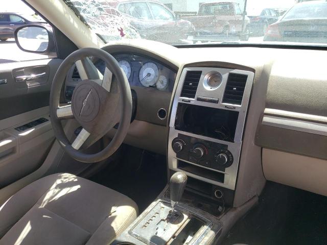 Photo 9 from auction – 2010 CHRYSLER 300 TOURIN with VIN 2C3CA4CD1AH329274