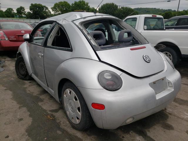 Photo 3 from auction – 2000 VOLKSWAGEN NEW BEETLE with VIN 3VWCA21C9YM414222
