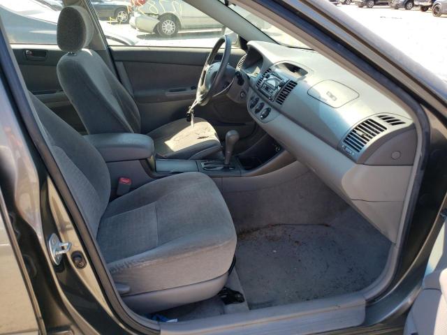 Photo 5 from auction – 2004 TOYOTA CAMRY LE with VIN JTDBE32K640264128
