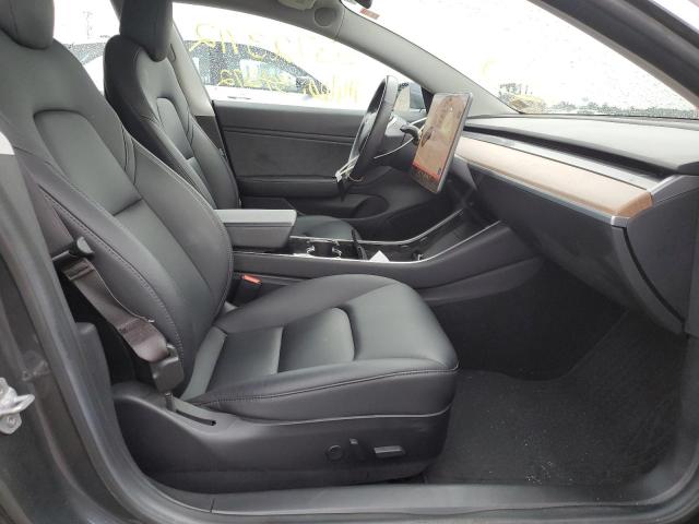 Photo 5 from auction – 2018 TESLA MODEL 3 with VIN 5YJ3E1EA2JF042257