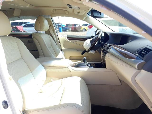 Photo 5 from auction – 2014 LEXUS LS 460 with VIN JTHBL5EF3E5131412