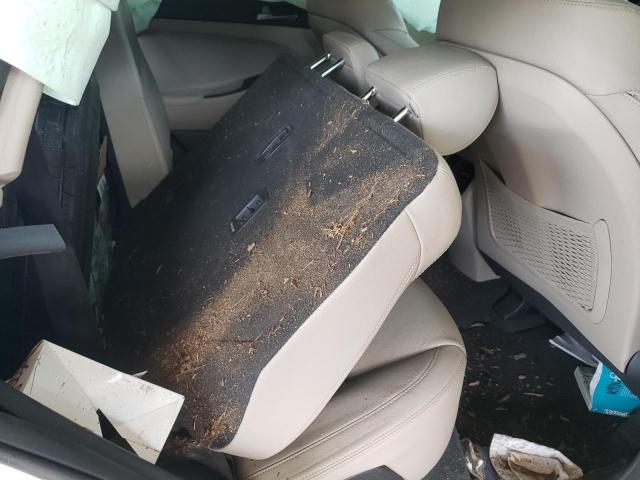 Photo 6 from auction – 2017 HYUNDAI TUCSON LIM with VIN KM8J3CA46HU466658