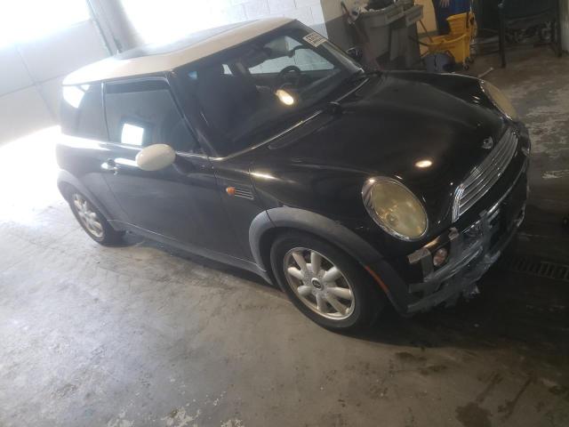 MINI COOPER 2003 with VIN WMWRC334X3TJ50275 - Photo from auction